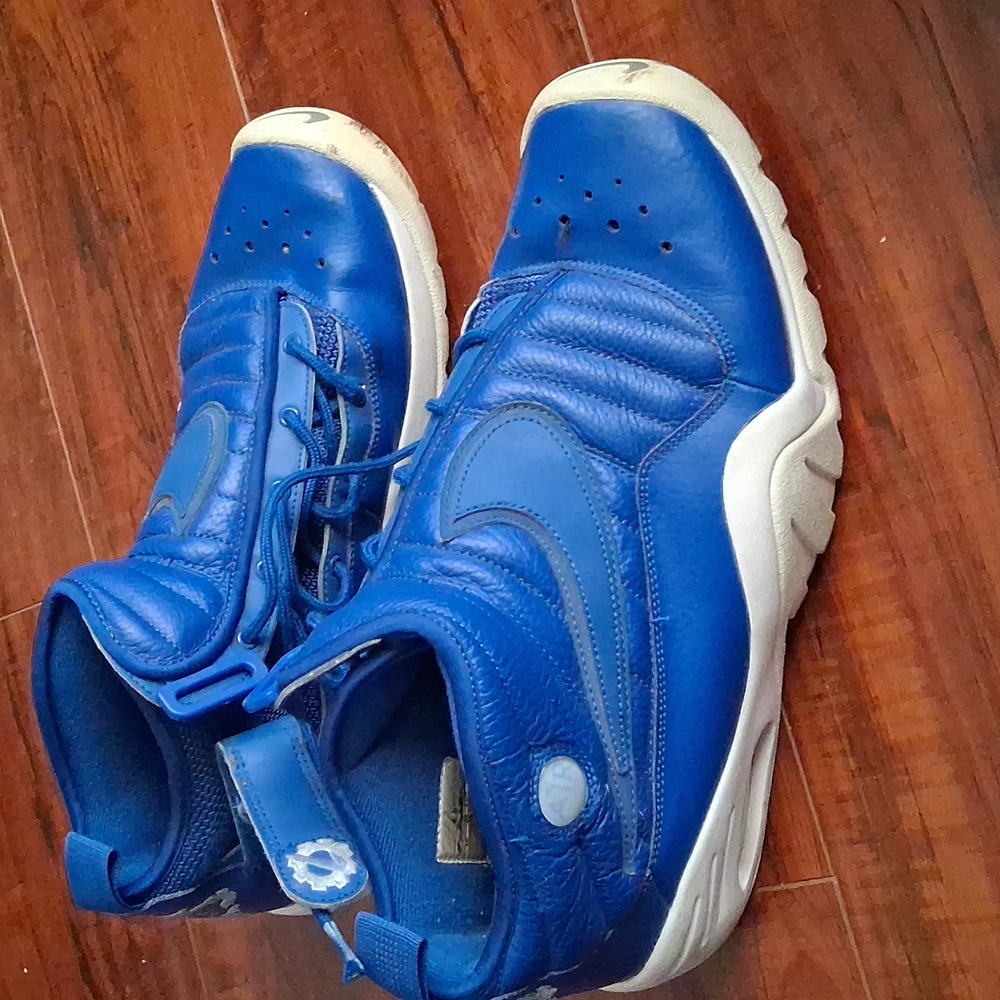 Size 12M- Nike Air Shake Ndestrukt "Pistons" / Blue Jay VTG Rodman